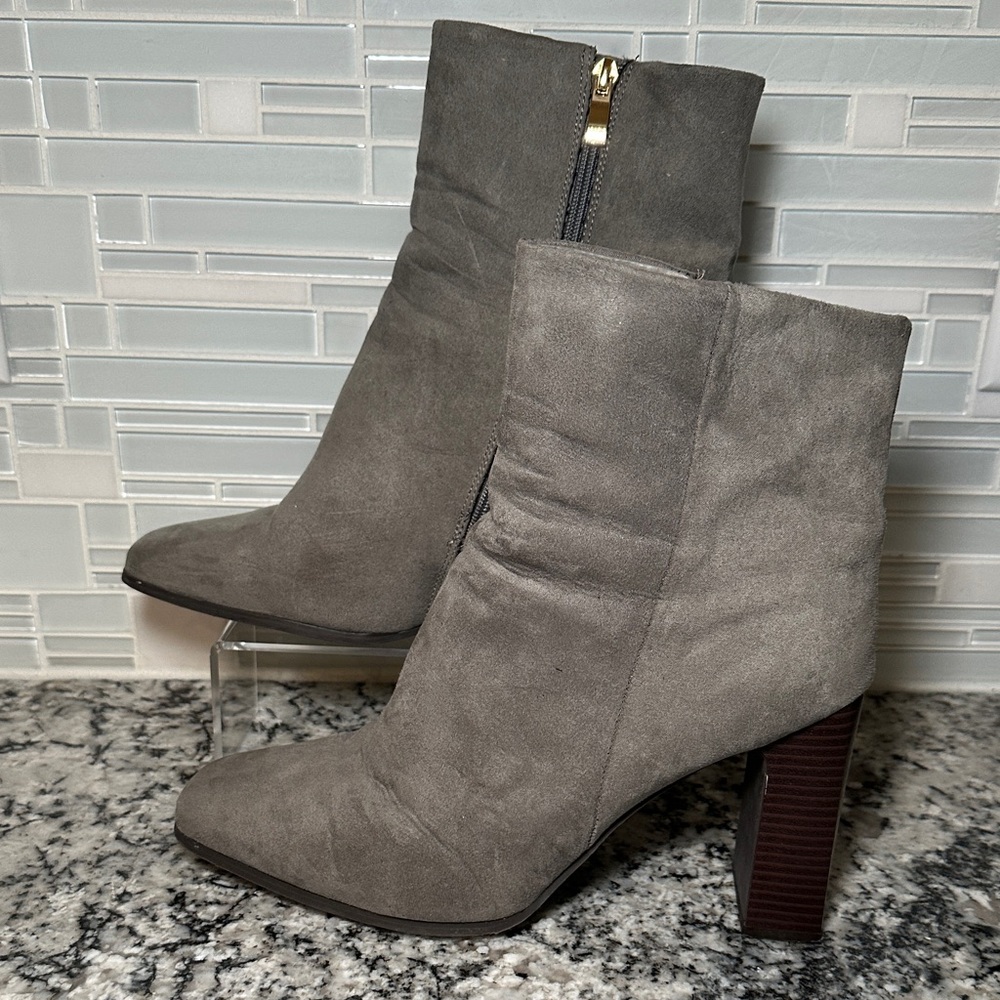 JustFab Amber Faux Suede Side Zip Heeled Boots - 12